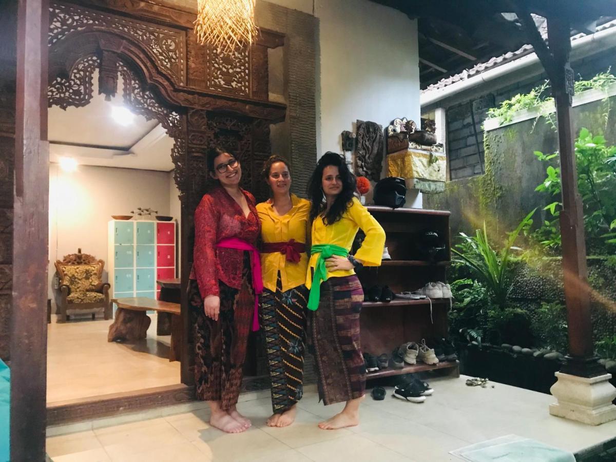 A Pousada Yasa Backpackers House Ubud Exterior foto