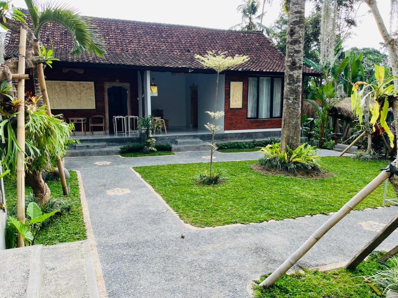 A Pousada Yasa Backpackers House Ubud Exterior foto